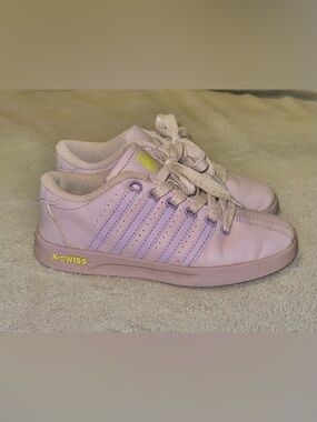 K-Swiss Lavender Leather Lace-Up Sneaker